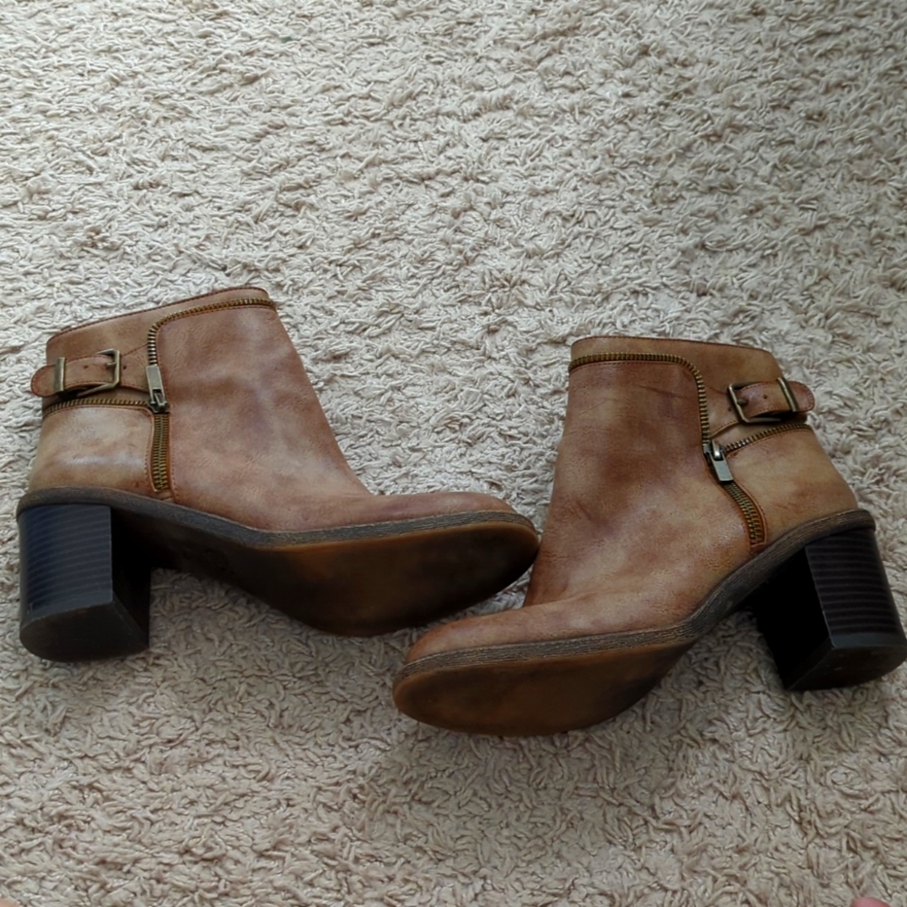 Gianni Bini Ankle Boots Size 8